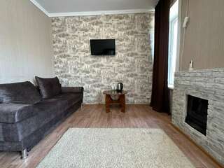 Гостевой дом Форсаж Бийск Двухместный номер Делюкс с 1 кроватью или 2 отдельными кроватями-3