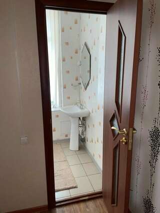 Гостевой дом Форсаж Бийск Двухместный номер Делюкс с 1 кроватью или 2 отдельными кроватями-2